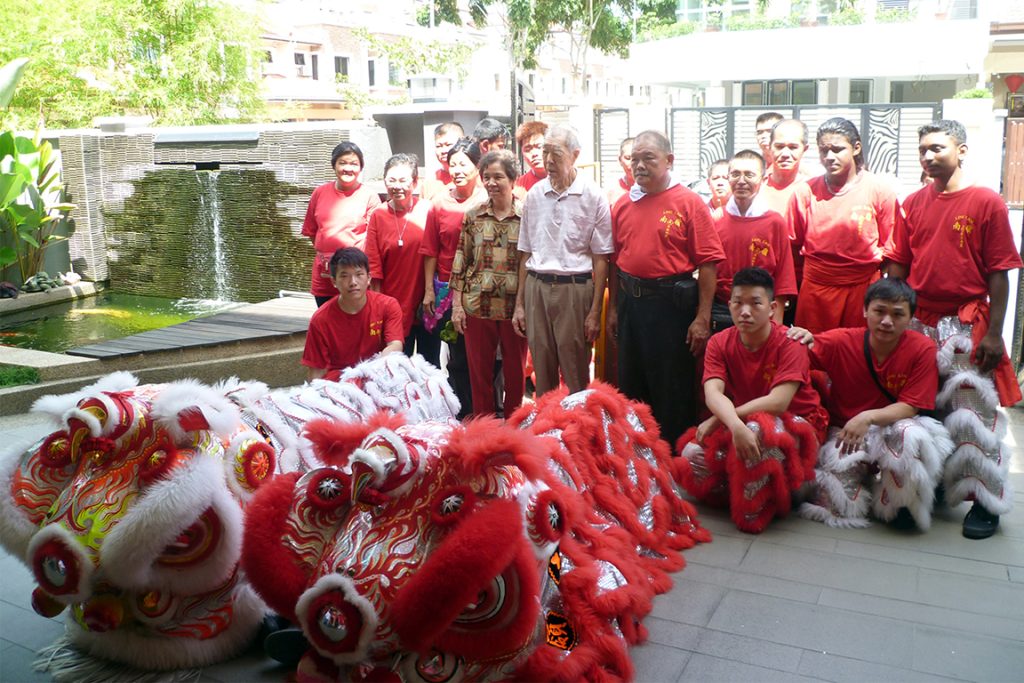 Ling Lam Tit Tar Lion Dance team with master zhou